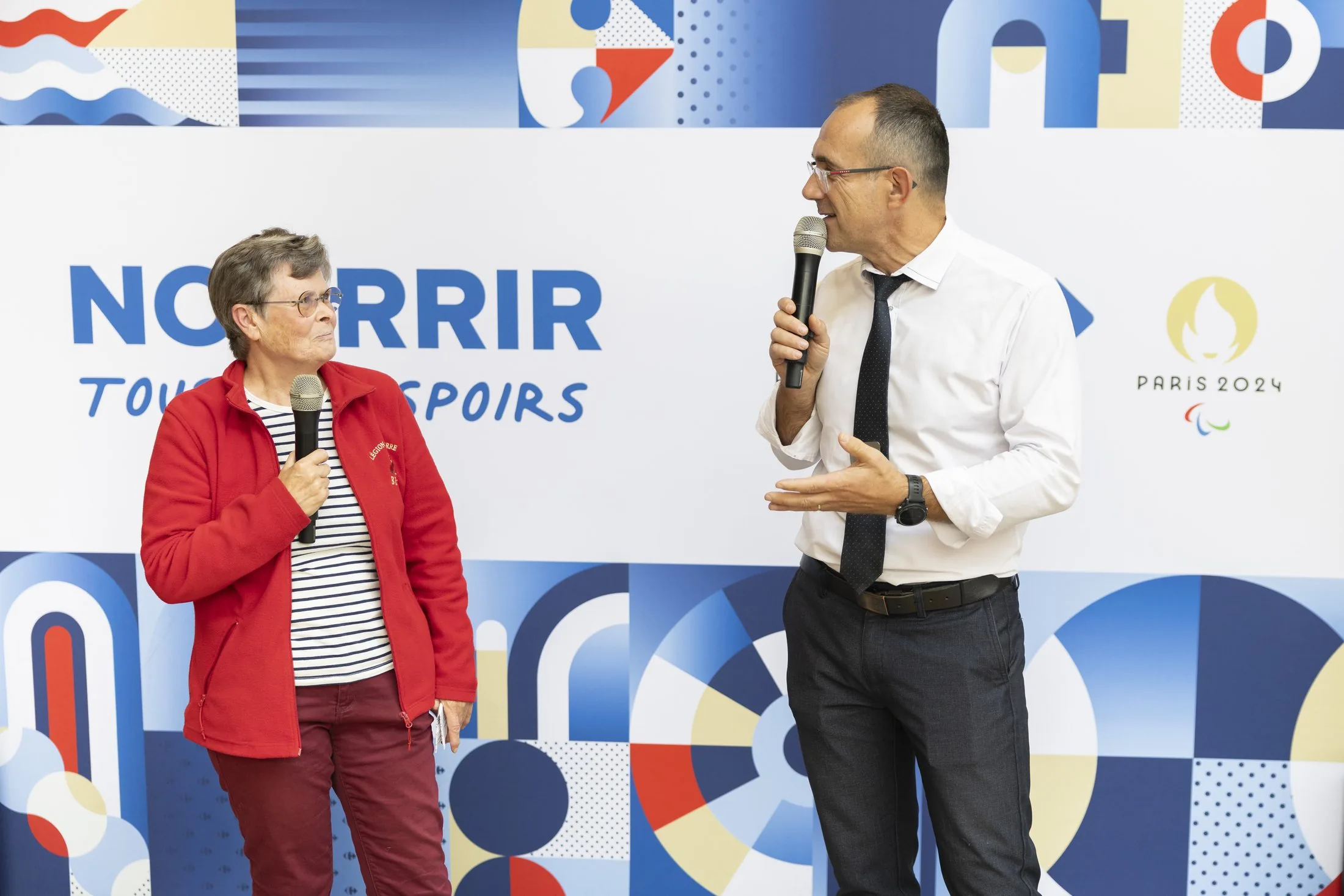 Prise de parole lors de la remise de prix, Carrefour Brest — Carrefour Clubs de Sport