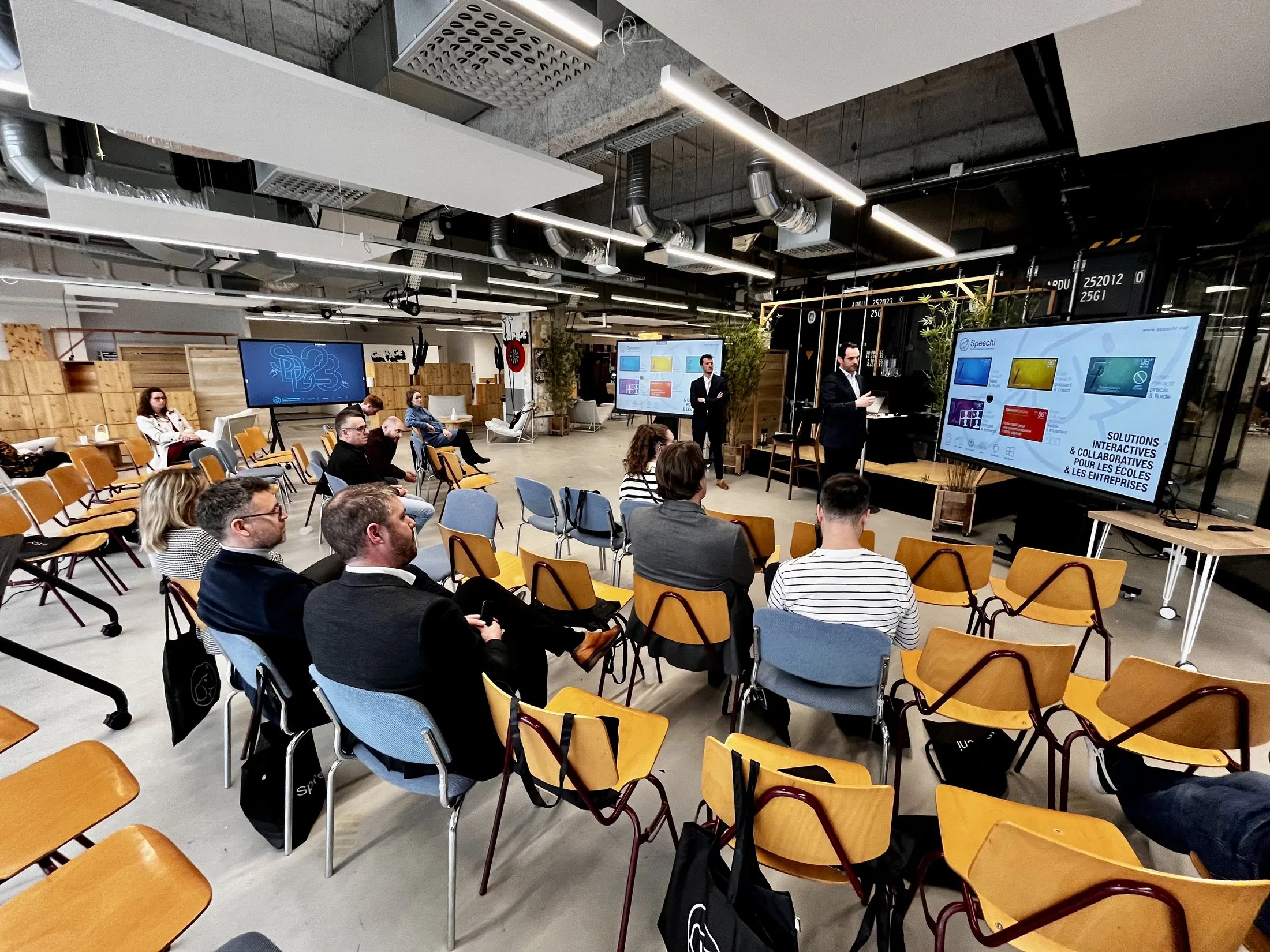 Speechi Distribution Days 2023 — Le Garage, Lille — vue d'ensemble de l'espace conférence