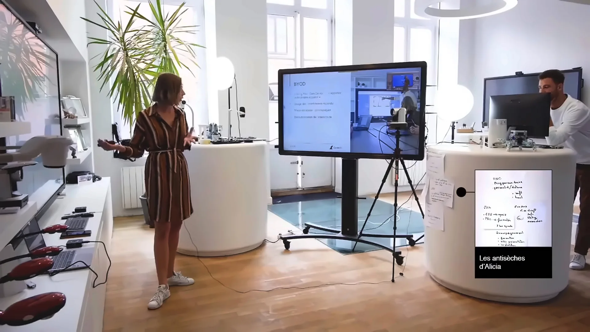 Webinar live Speechi — plateau de tournage dans le showroom